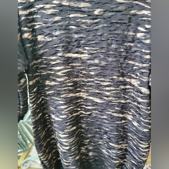 COPY - Cherish Metallic Gold and Black Striped Sweater Women's Size Small - Picture 3 of 4